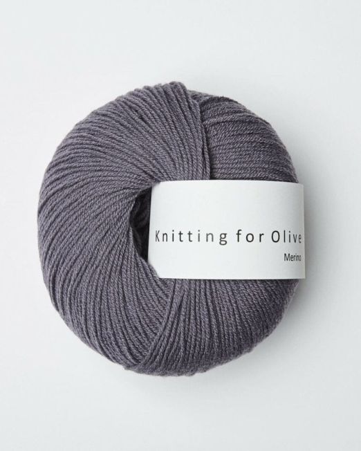 Knitting for olive
Merino
Støvet Viol