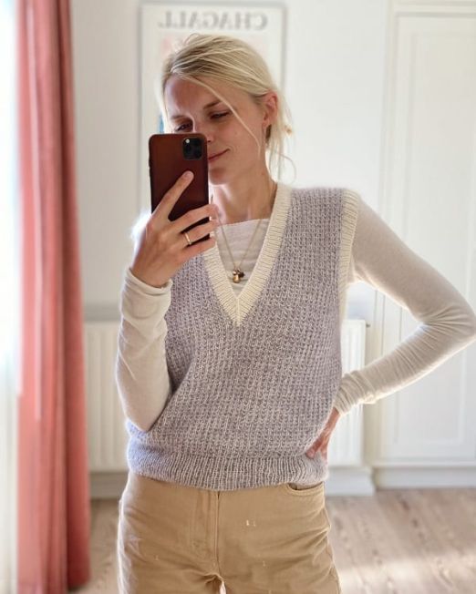 friday_slipover_vneck_petiteknit_lofotstrikk