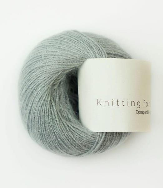 knitting_for_olive_lofotstrikk_copatible_cashmere_pudderblå