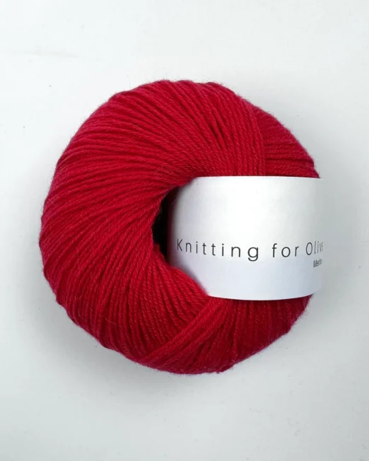 knittingforolive_merino_lofotstrikk_ribsrød