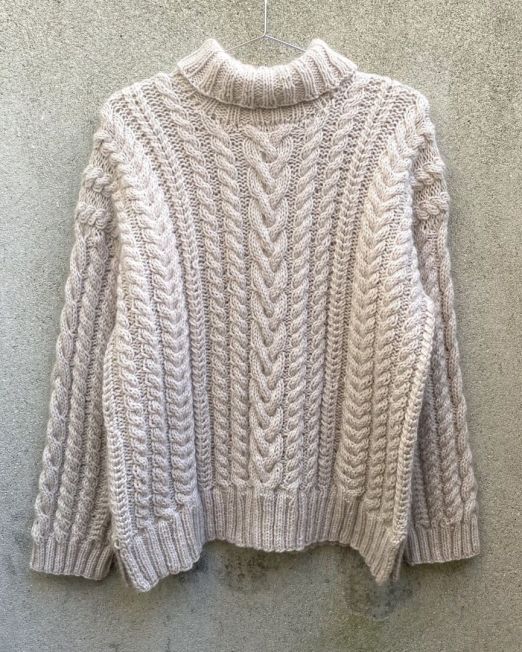 chunky_cable_sweater_lofotstrikk_knittingforolive