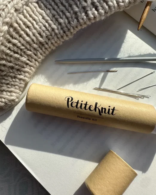 naalkit_petiteknit_lofotstrikk