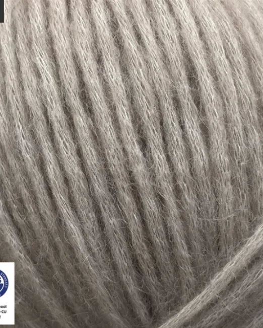 sølvgrå_7770_lofotstrikk_camarose